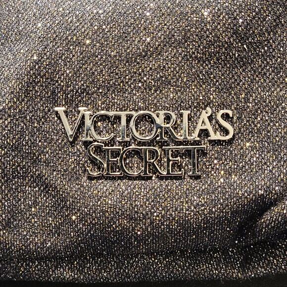 Victoria’s Secret Gray Silver Glitter Sling Backpack NWOT Drawstring Angel Charm - Picture 2 of 9